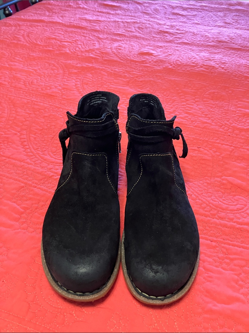 Born Wynter Ankle Boot Size 7